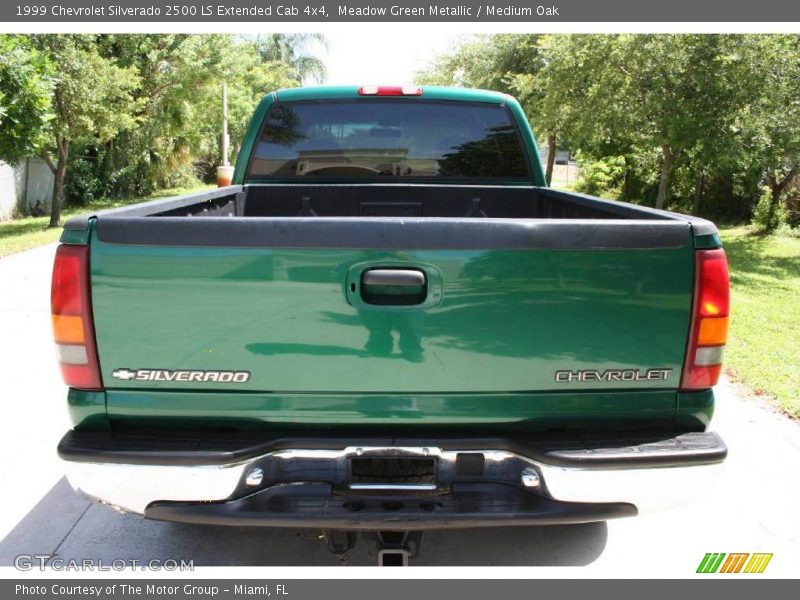 Meadow Green Metallic / Medium Oak 1999 Chevrolet Silverado 2500 LS Extended Cab 4x4