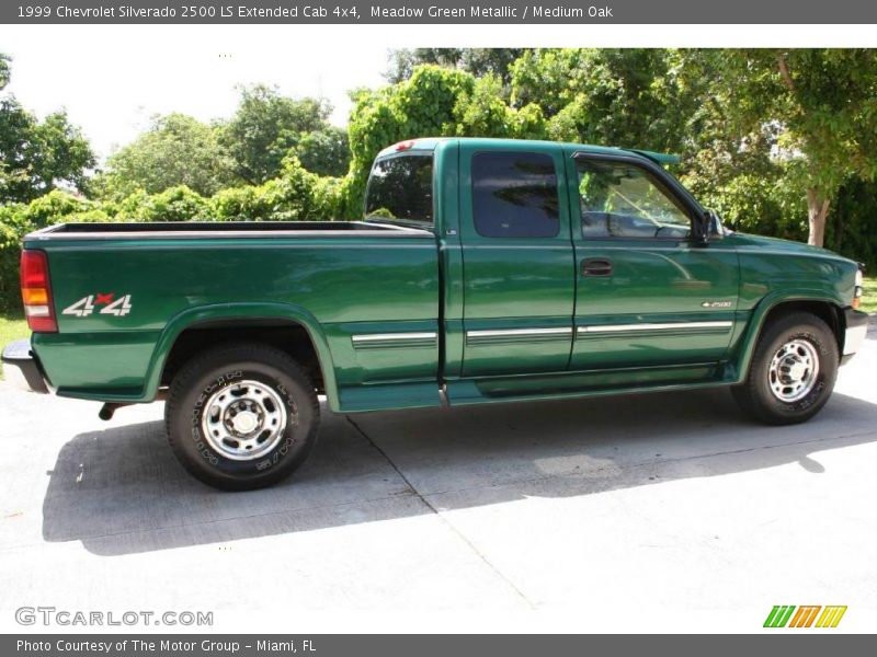 Meadow Green Metallic / Medium Oak 1999 Chevrolet Silverado 2500 LS Extended Cab 4x4