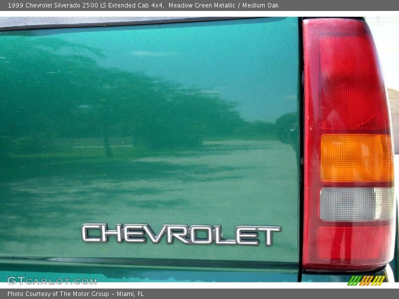 Meadow Green Metallic / Medium Oak 1999 Chevrolet Silverado 2500 LS Extended Cab 4x4