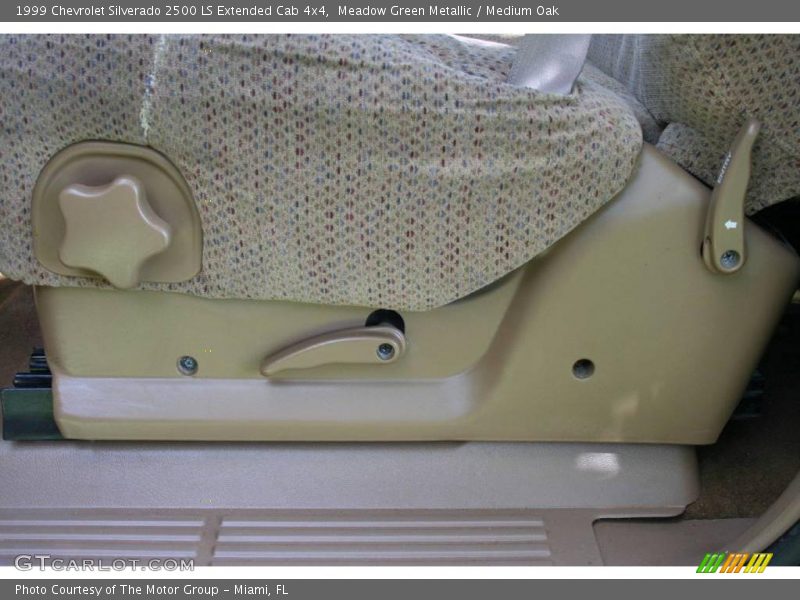 Meadow Green Metallic / Medium Oak 1999 Chevrolet Silverado 2500 LS Extended Cab 4x4