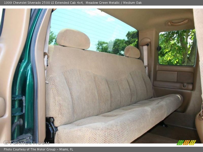 Meadow Green Metallic / Medium Oak 1999 Chevrolet Silverado 2500 LS Extended Cab 4x4