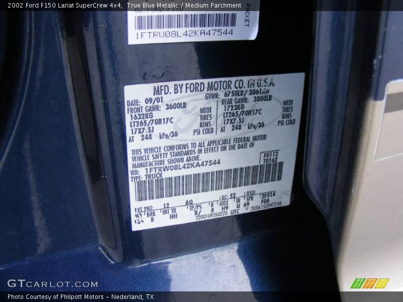 True Blue Metallic / Medium Parchment 2002 Ford F150 Lariat SuperCrew 4x4