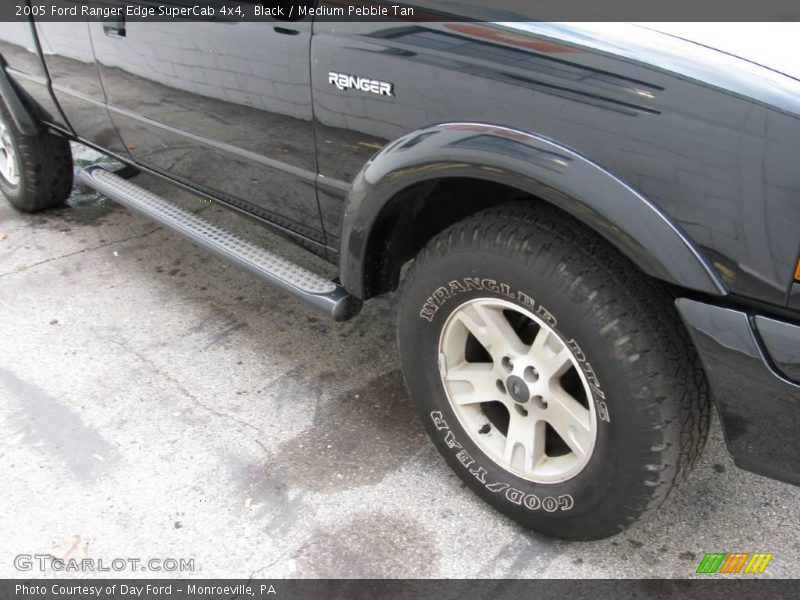 Black / Medium Pebble Tan 2005 Ford Ranger Edge SuperCab 4x4
