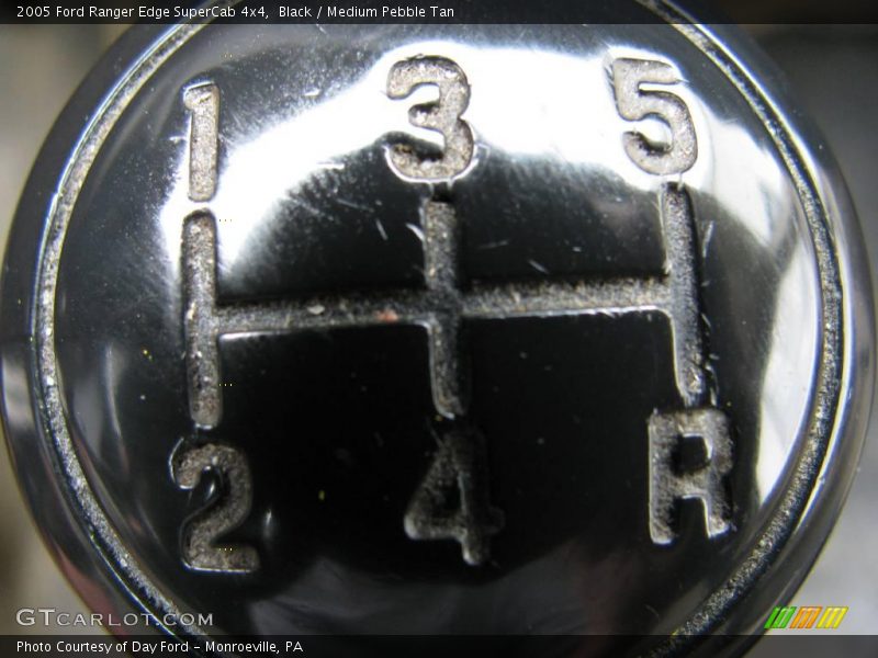 Black / Medium Pebble Tan 2005 Ford Ranger Edge SuperCab 4x4