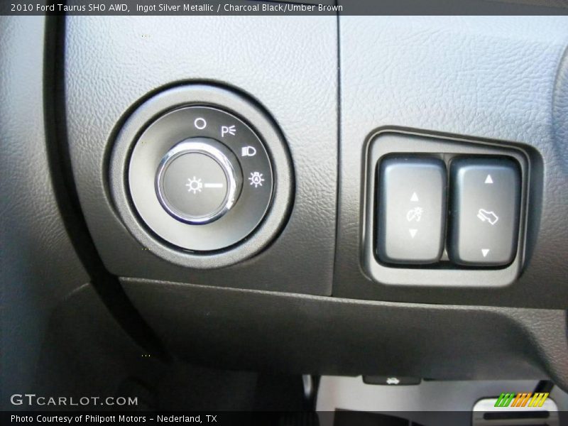 Ingot Silver Metallic / Charcoal Black/Umber Brown 2010 Ford Taurus SHO AWD