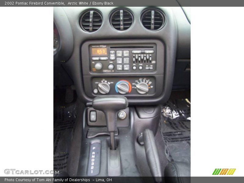 Arctic White / Ebony Black 2002 Pontiac Firebird Convertible