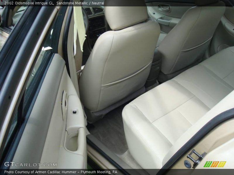 Sandstone Metallic / Neutral 2002 Oldsmobile Intrigue GL