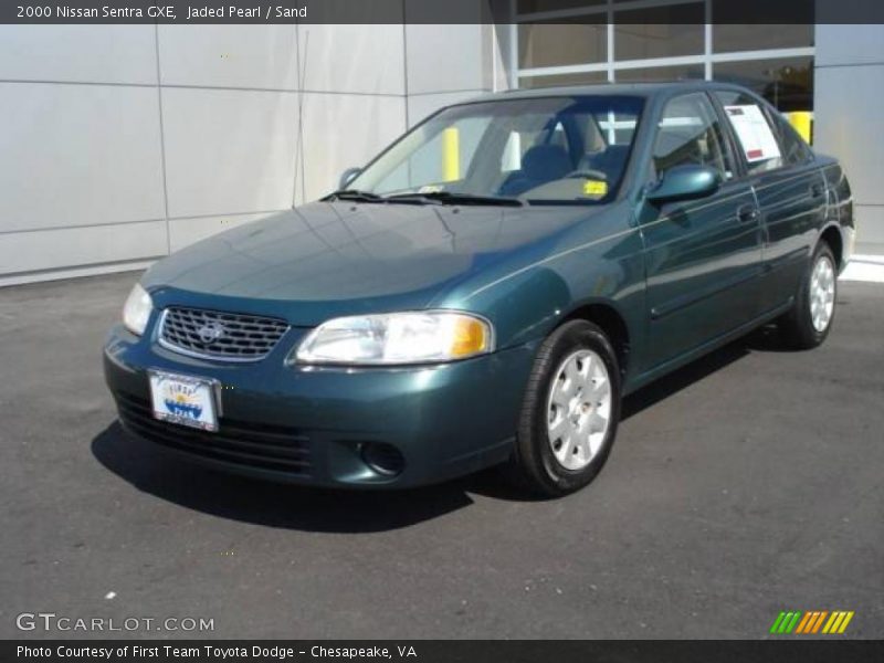 Jaded Pearl / Sand 2000 Nissan Sentra GXE