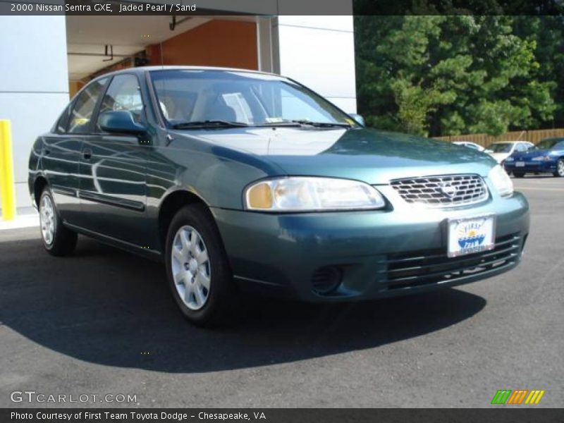 Jaded Pearl / Sand 2000 Nissan Sentra GXE
