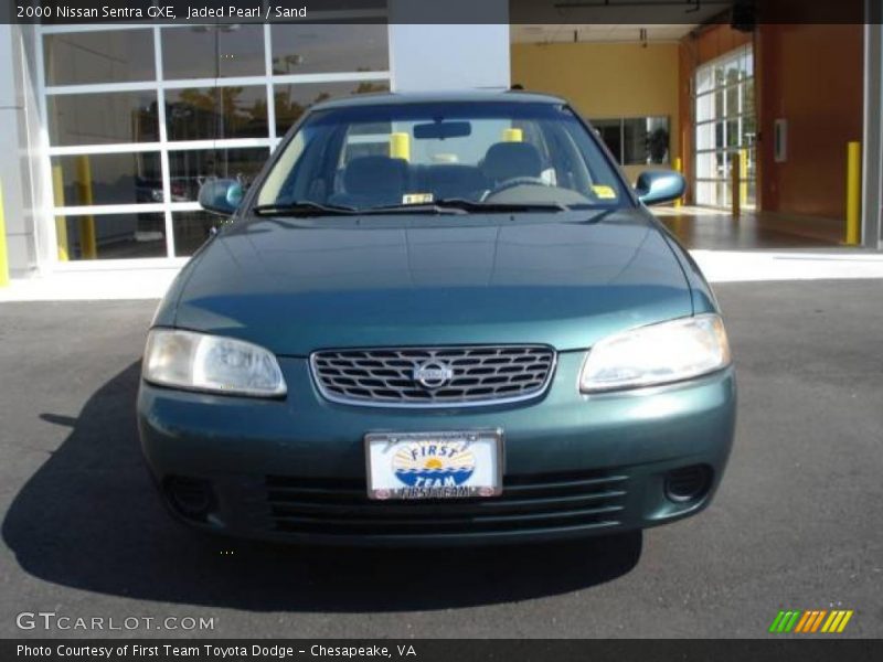 Jaded Pearl / Sand 2000 Nissan Sentra GXE
