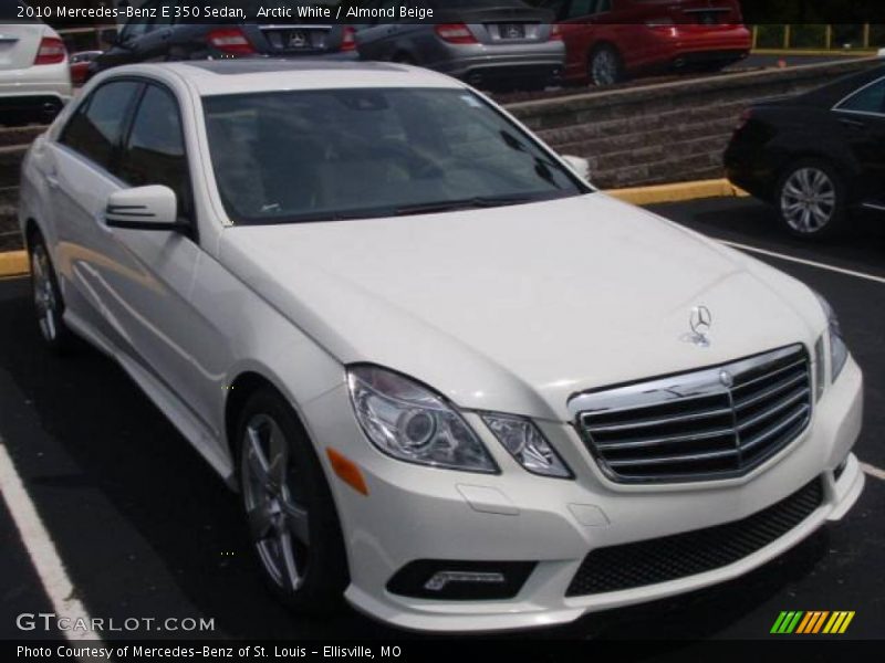 Arctic White / Almond Beige 2010 Mercedes-Benz E 350 Sedan