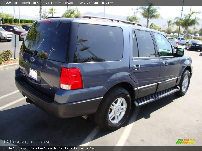 Medium Wedgewood Blue / Medium Flint Grey 2005 Ford Expedition XLT