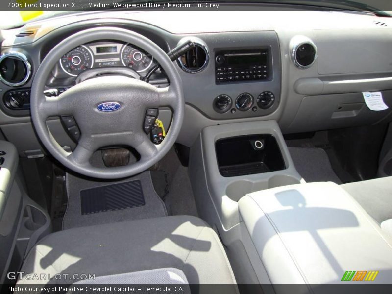 Medium Wedgewood Blue / Medium Flint Grey 2005 Ford Expedition XLT