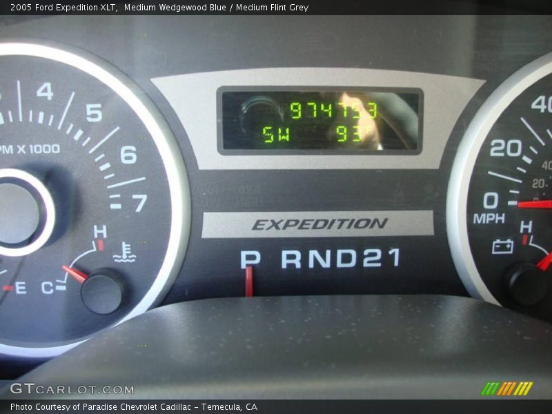 Medium Wedgewood Blue / Medium Flint Grey 2005 Ford Expedition XLT