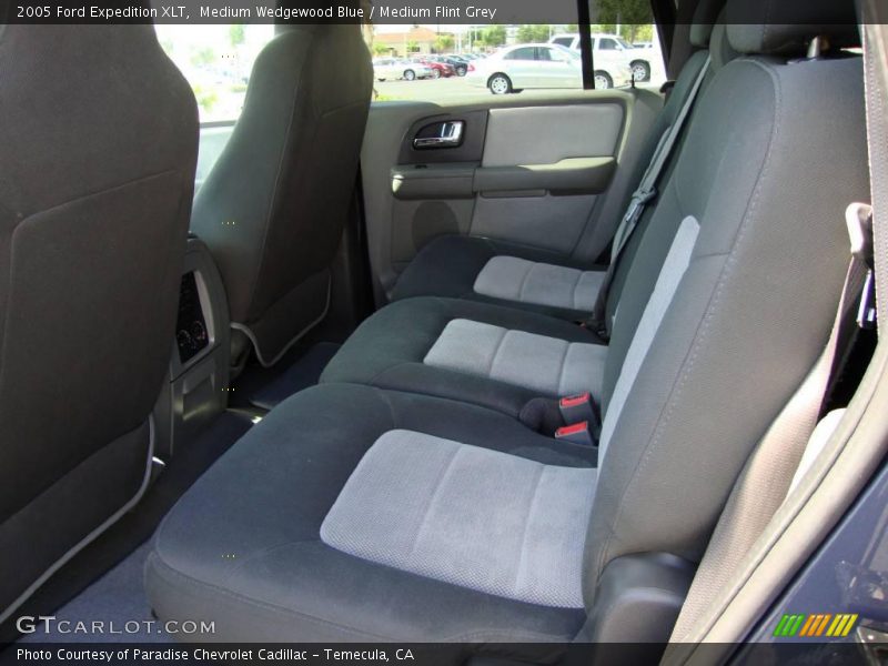 Medium Wedgewood Blue / Medium Flint Grey 2005 Ford Expedition XLT