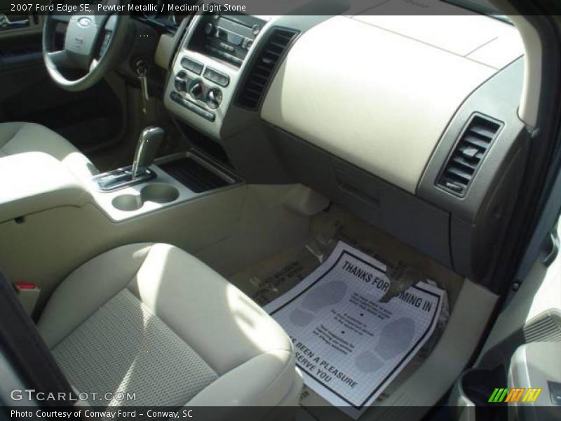 Pewter Metallic / Medium Light Stone 2007 Ford Edge SE
