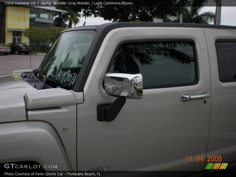 Boulder Gray Metallic / Light Cashmere/Ebony 2009 Hummer H3 T Alpha