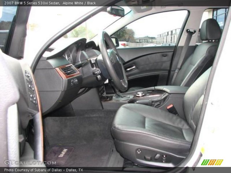 Alpine White / Black 2007 BMW 5 Series 530xi Sedan