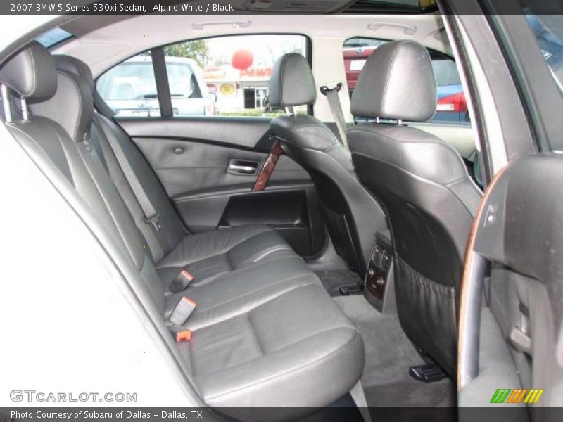 Alpine White / Black 2007 BMW 5 Series 530xi Sedan
