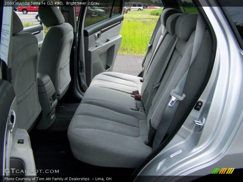 Bright Silver / Gray 2009 Hyundai Santa Fe GLS 4WD