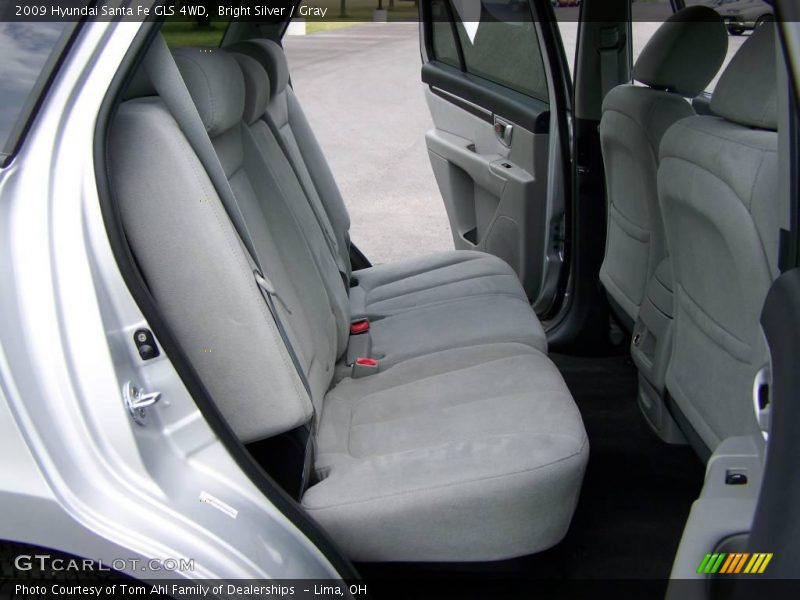 Bright Silver / Gray 2009 Hyundai Santa Fe GLS 4WD