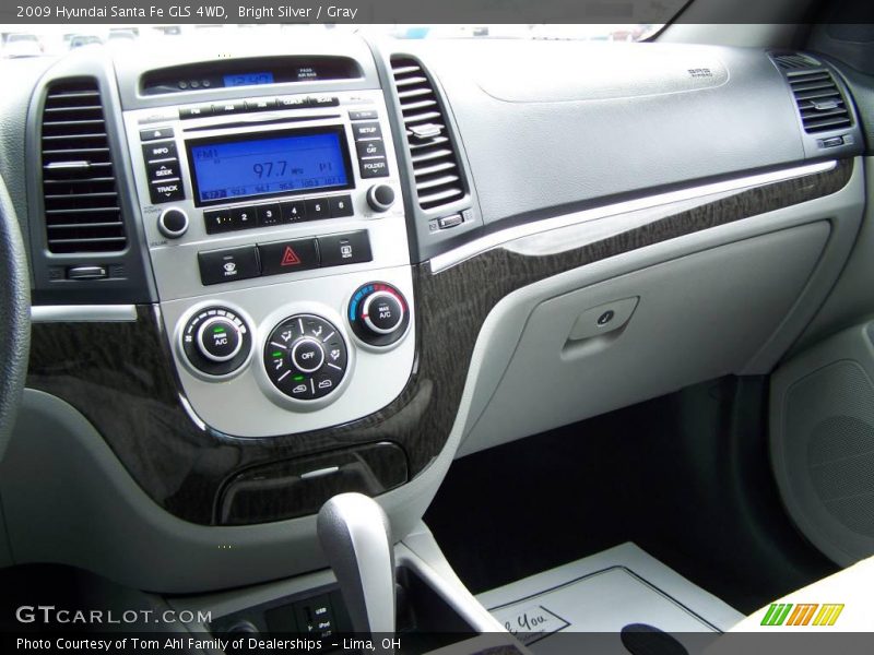 Bright Silver / Gray 2009 Hyundai Santa Fe GLS 4WD