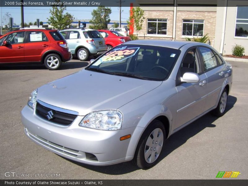 Titanium Silver Metallic / Grey 2008 Suzuki Forenza