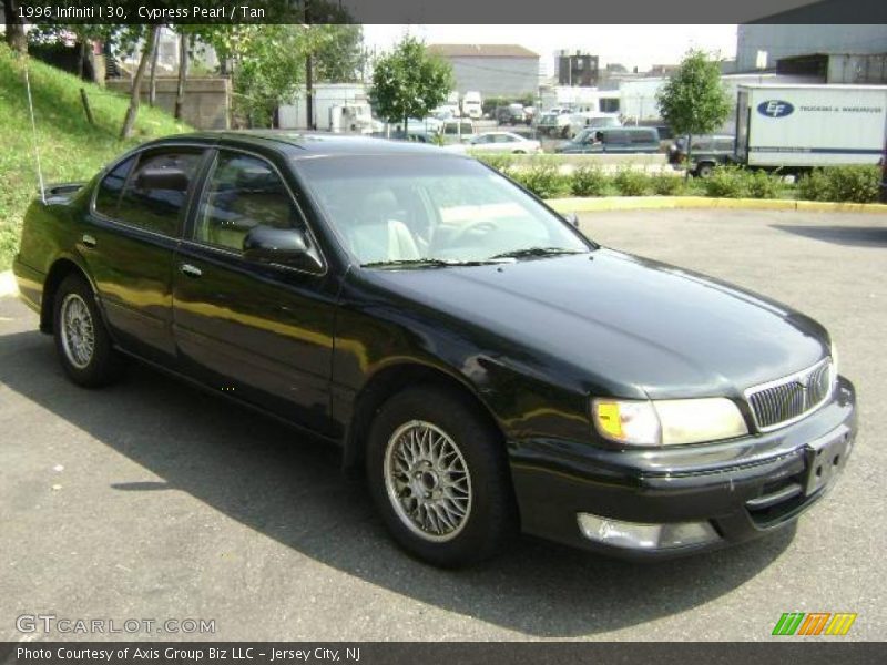 Cypress Pearl / Tan 1996 Infiniti I 30