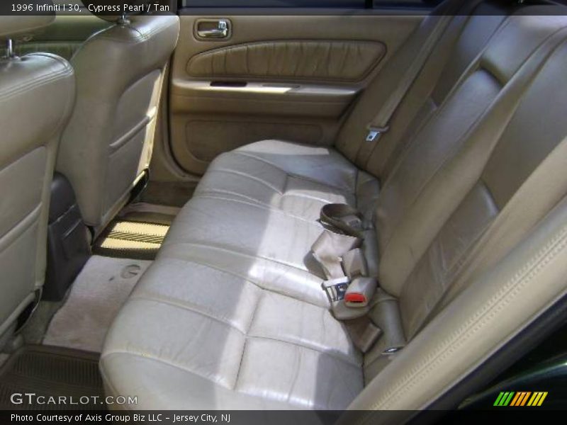 Cypress Pearl / Tan 1996 Infiniti I 30