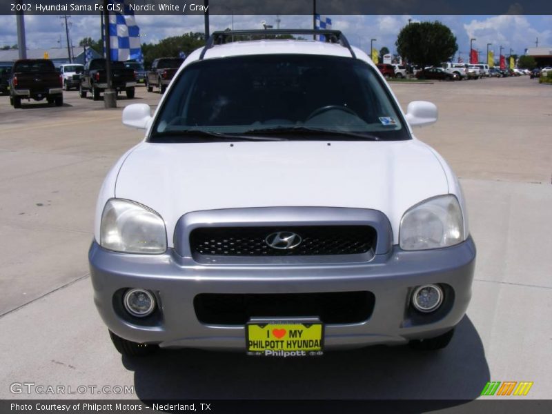 Nordic White / Gray 2002 Hyundai Santa Fe GLS