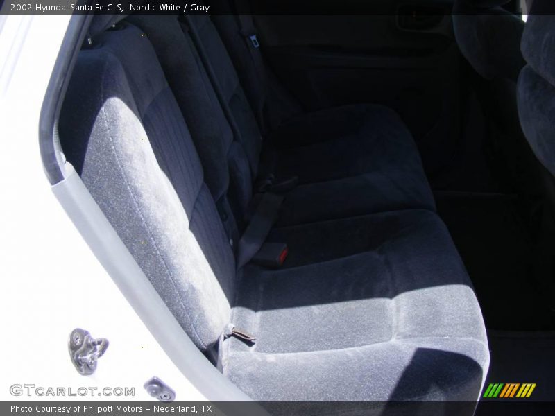 Nordic White / Gray 2002 Hyundai Santa Fe GLS