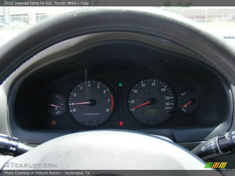 Nordic White / Gray 2002 Hyundai Santa Fe GLS