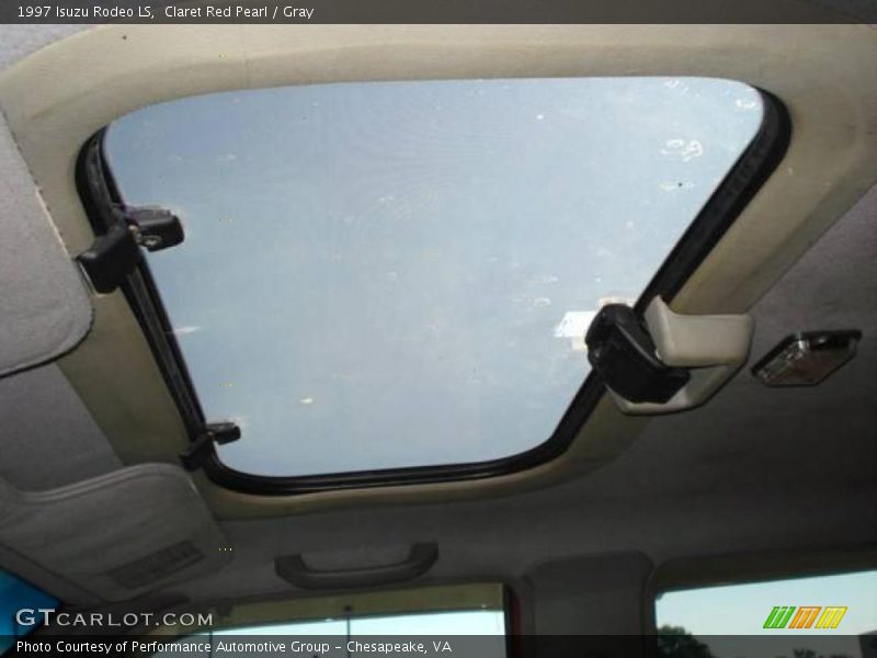 Claret Red Pearl / Gray 1997 Isuzu Rodeo LS