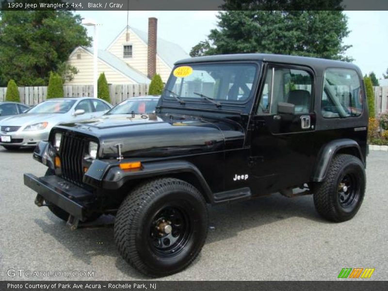 Black / Gray 1990 Jeep Wrangler S 4x4