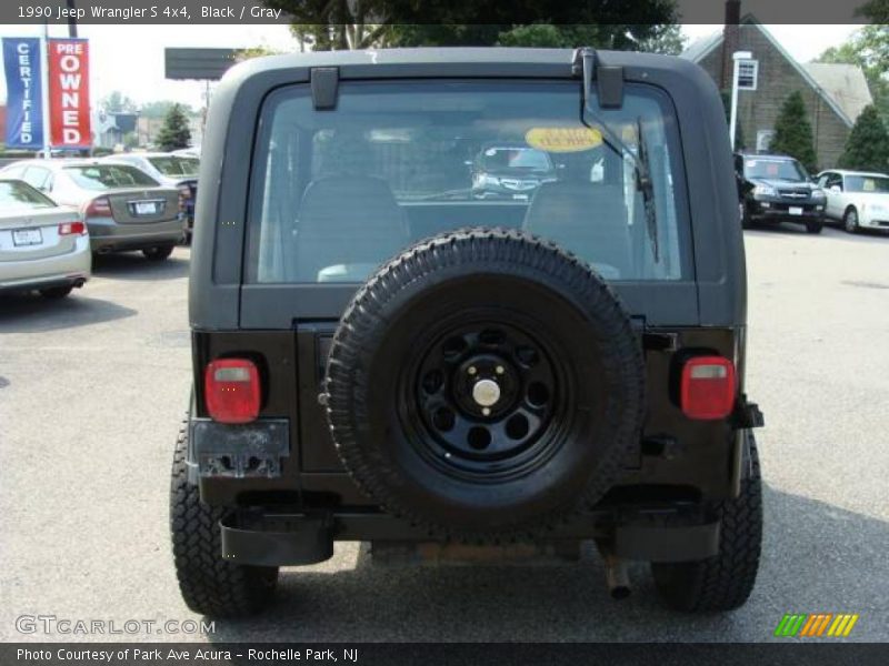 Black / Gray 1990 Jeep Wrangler S 4x4