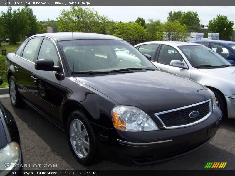 Black / Pebble Beige 2005 Ford Five Hundred SE