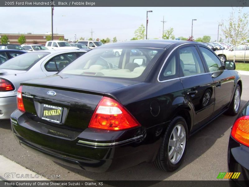 Black / Pebble Beige 2005 Ford Five Hundred SE