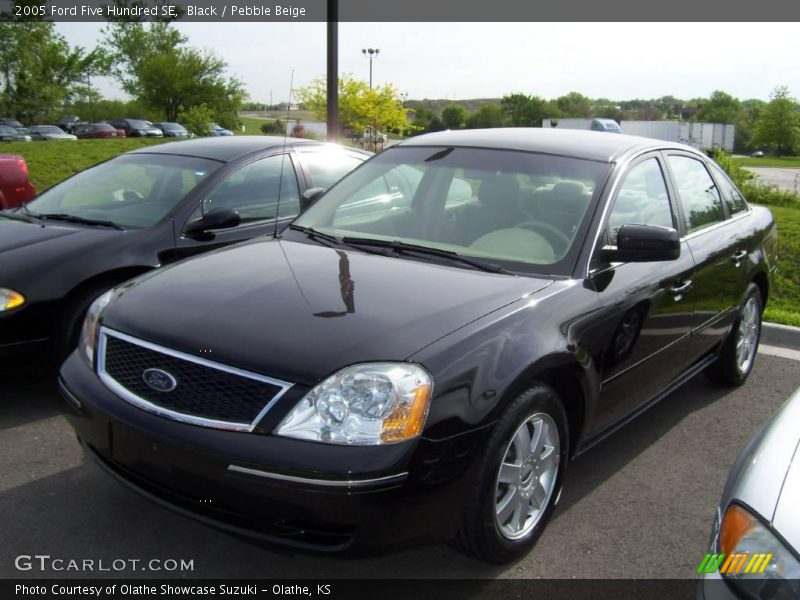 Black / Pebble Beige 2005 Ford Five Hundred SE
