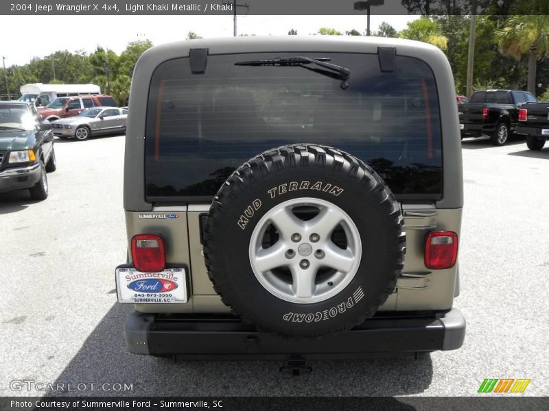 Light Khaki Metallic / Khaki 2004 Jeep Wrangler X 4x4
