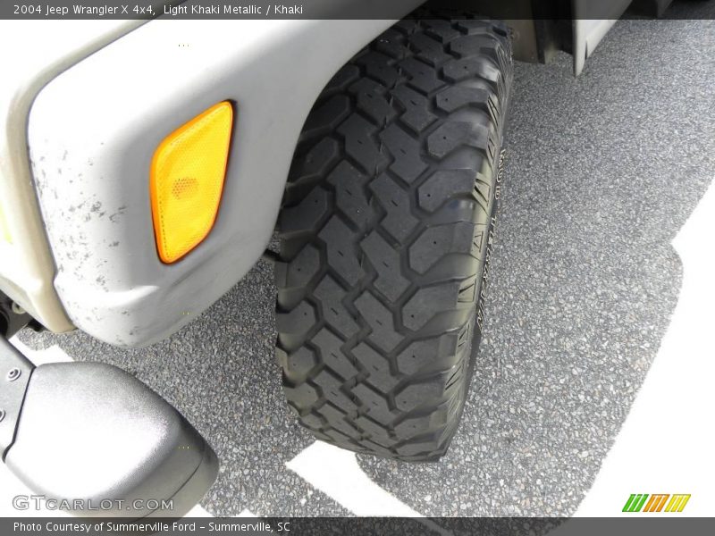 Light Khaki Metallic / Khaki 2004 Jeep Wrangler X 4x4