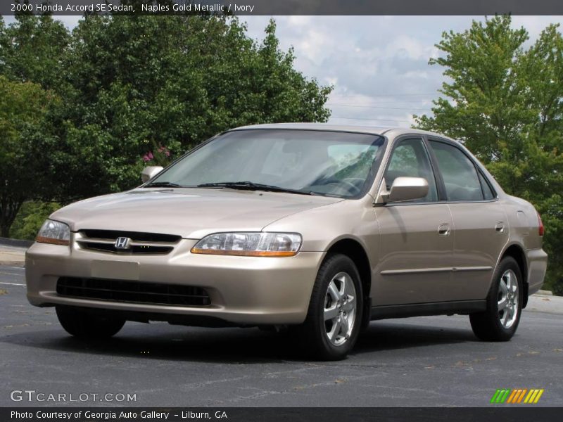 Naples Gold Metallic / Ivory 2000 Honda Accord SE Sedan