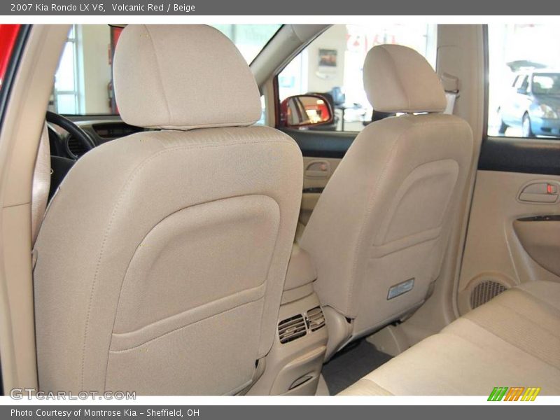 Volcanic Red / Beige 2007 Kia Rondo LX V6
