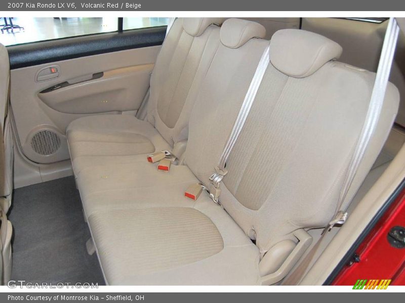 Volcanic Red / Beige 2007 Kia Rondo LX V6