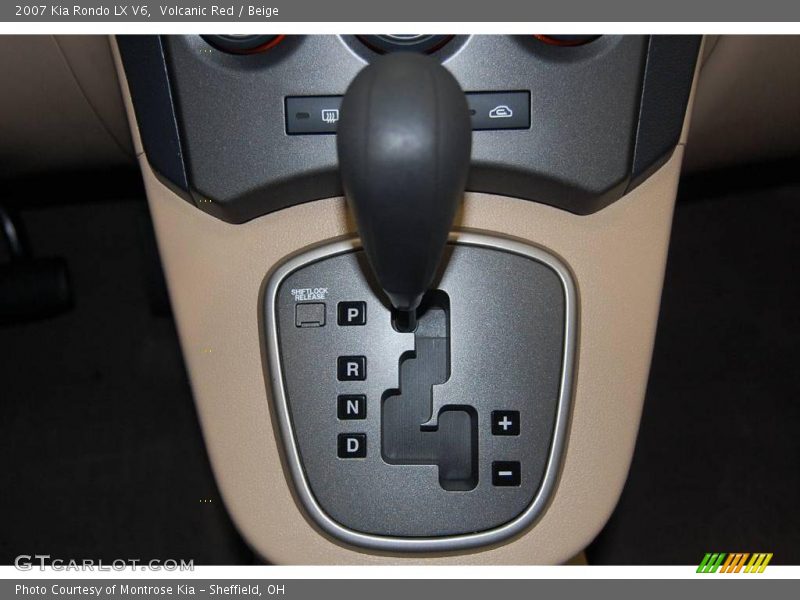 Volcanic Red / Beige 2007 Kia Rondo LX V6