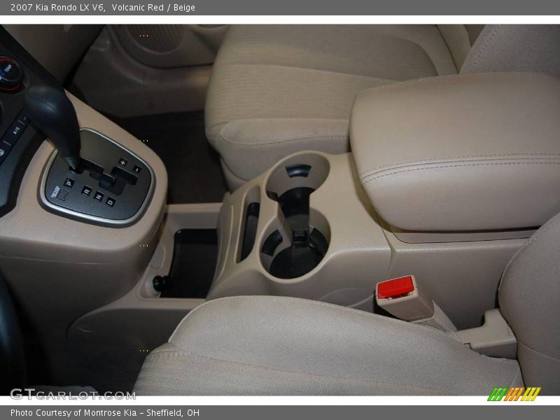 Volcanic Red / Beige 2007 Kia Rondo LX V6