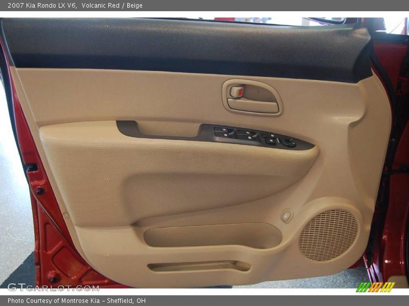 Volcanic Red / Beige 2007 Kia Rondo LX V6