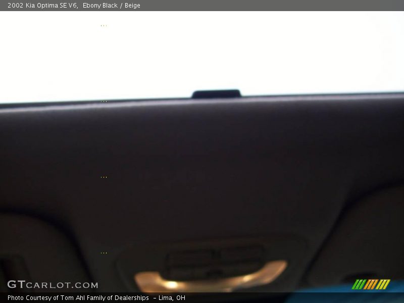 Ebony Black / Beige 2002 Kia Optima SE V6