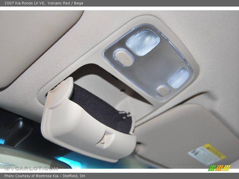Volcanic Red / Beige 2007 Kia Rondo LX V6