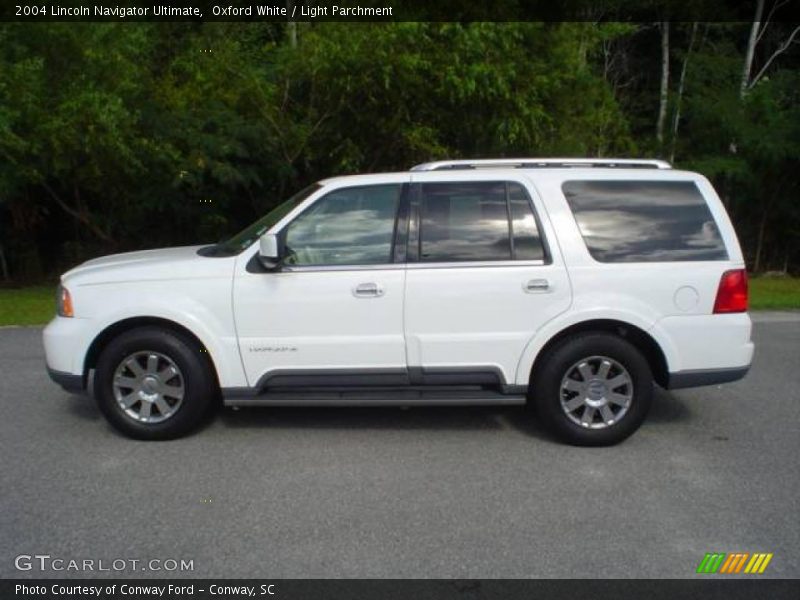 Oxford White / Light Parchment 2004 Lincoln Navigator Ultimate