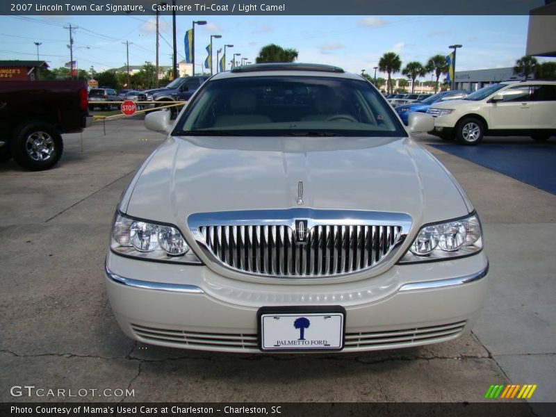 Cashmere Tri-Coat / Light Camel 2007 Lincoln Town Car Signature
